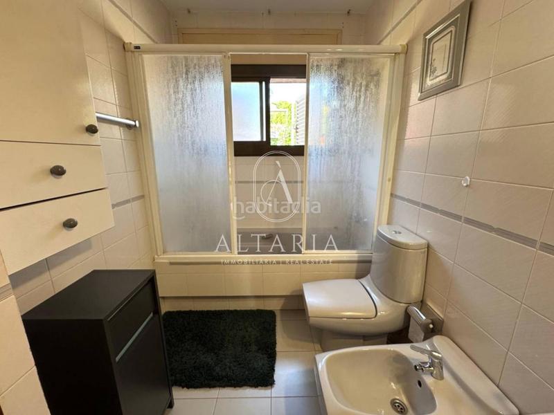 Foto d42f8a59-00cc-4144-af0c-0a5ca38044cf. Chalet con riscaldamento parcheggio piscina in Arenys de Munt