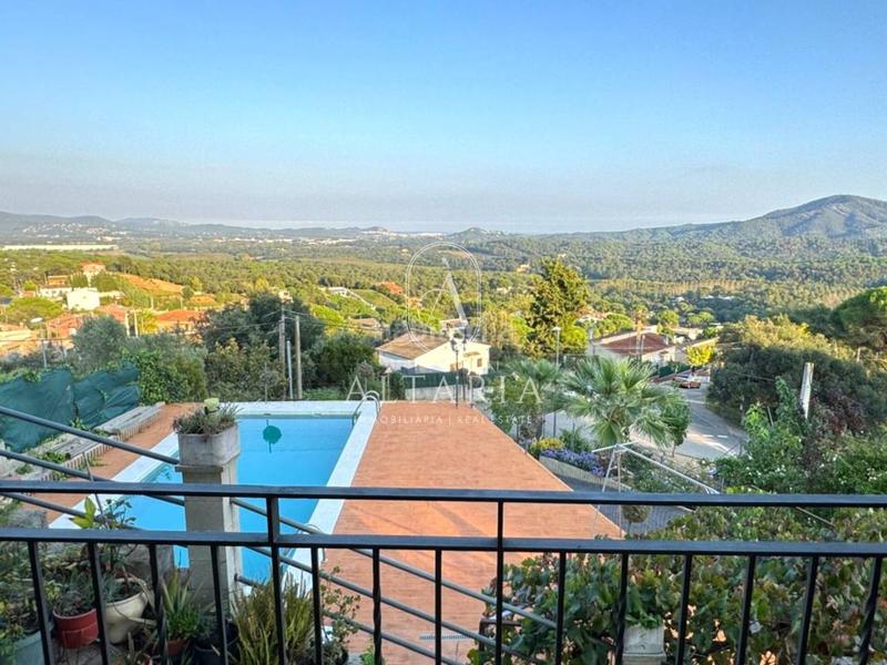 Foto 2d8aa12d-6d31-45ee-818d-04cc43a21507. Haus mit parking pool in Niàgara Parc -Àgora Parc Tordera