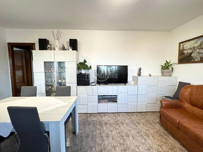 Foto 8504aaa6-4d5a-41d1-9d16-f3e984c2bf29. Haus mit parking pool in Niàgara Parc -Àgora Parc Tordera