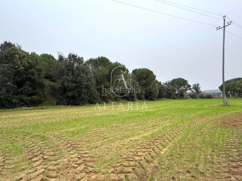 Foto dcfe0474-0d63-428c-bd65-b0f9b778a546. Casale con parcheggio in Tordera Tordera