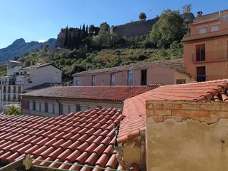 House in Berga. Fantstica oportunidad de inversin