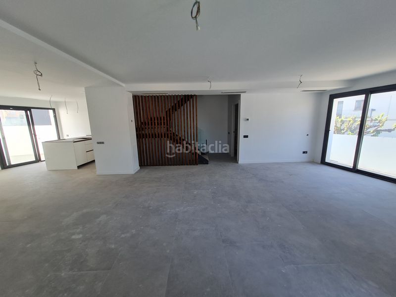 Foto f07fd149-bc6b-48cf-a5fb-a348df26de00. Casa adossada amb calefacció aparcament piscina a Artés