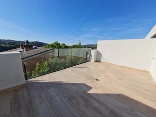 Reihenhaus in Puig-reig. Magnífica casa adosada para estrenar