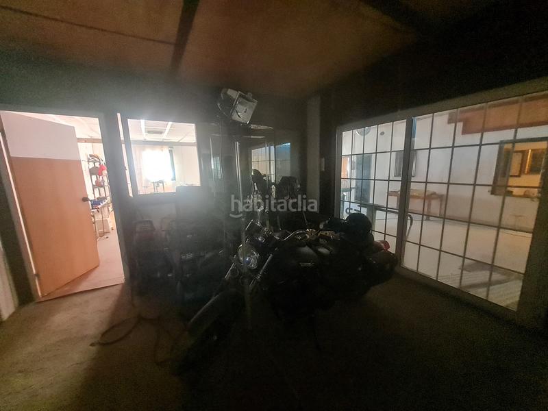 Foto 50412e27-b77f-48e7-af69-930fd19ddc56. Fabrikhalle in carrer molinet 77 in Sallent