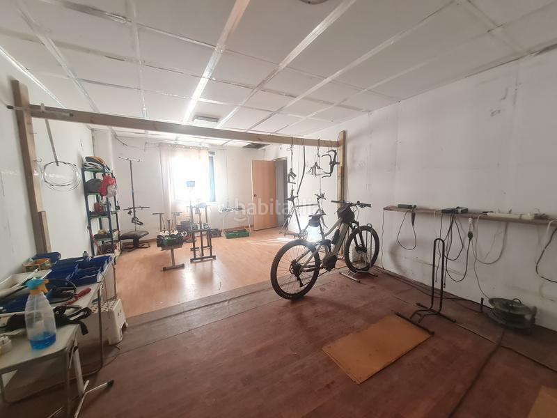 Foto e5f781f9-f2fb-40ca-b445-dc572cfdcc42. Fabrikhalle in carrer molinet 77 in Sallent