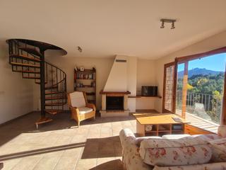 Piso  Carrer gran via 3. Encantador duplex a st corneli de cercs