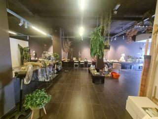 Location Local commercial à Plaça de pi i margall 20. Bonic i espaiós local