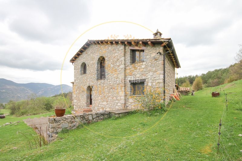 Foto 57393b80-032b-40bf-b74d-e2dcd483a5ed. Masia a la rambla 2 a Dreta de l´Eixample Barcelona