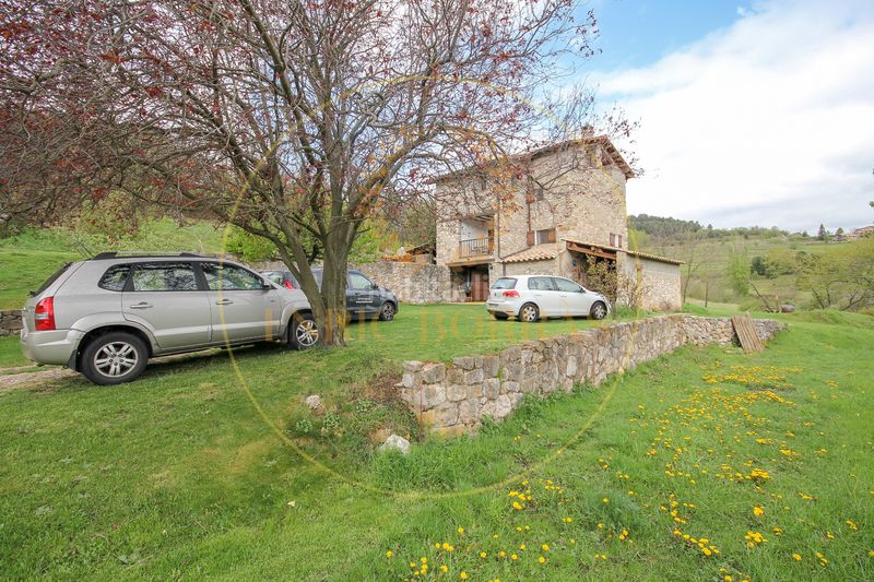 Foto a468d011-328c-4a1e-8905-079c86f6772a. Masia a la rambla 2 a Dreta de l´Eixample Barcelona