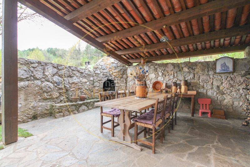 Foto d16d86de-896b-4e74-9620-03163464d44b. Masia a la rambla 2 a Dreta de l´Eixample Barcelona