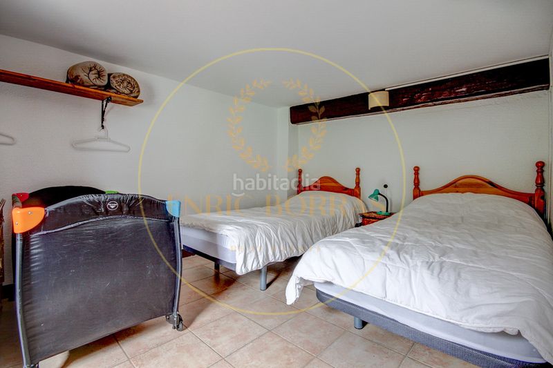 Foto e88e25de-e6f6-405a-b5fe-e1ef2a7dd669. Masia a la rambla 2 a Dreta de l´Eixample Barcelona