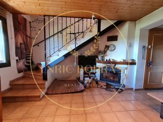 Duplex  N/a. Fantástico dúplex con chimenea en la montaña