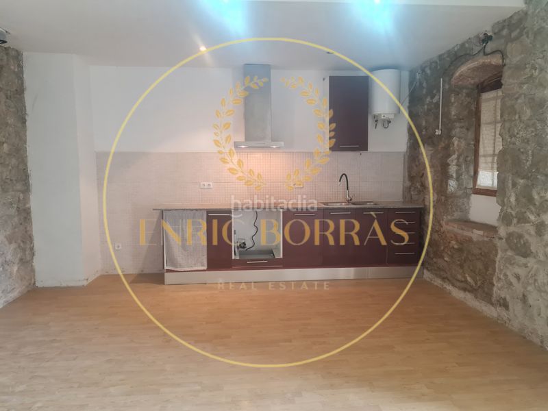 Foto 0bc9d3f1-788c-406c-9d51-a6ae3d8df8c8. Pis a carrer orient 8 a Puig-reig
