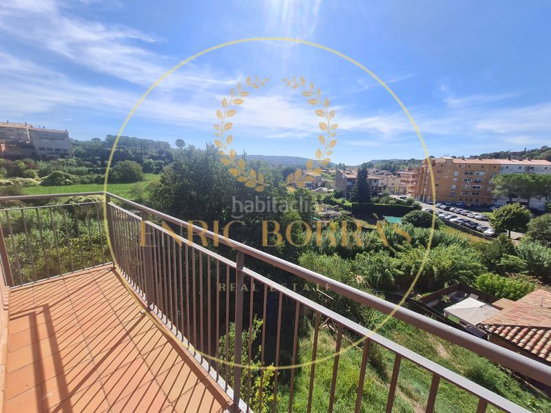 Foto f1100760-b5bd-432a-ae80-2292e496b3c8. Dúplex en carrer del pont vell 2b precioso refugio en Gironella