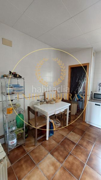 Foto efd7c38f-1019-4d8e-84b3-653b73e0b860. Maison avec cheminée chauffage parking dans Berga