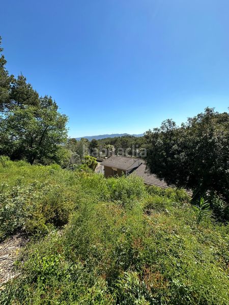 Foto 6dff1d6c-4f7a-4acd-88e1-dfdd66a2d978. Residential plot in montmany 89 in Pallejà