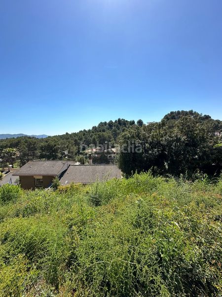 Foto 8f25106f-0b29-4375-a262-a14af9a1e656. Residential plot in montmany 89 in Pallejà