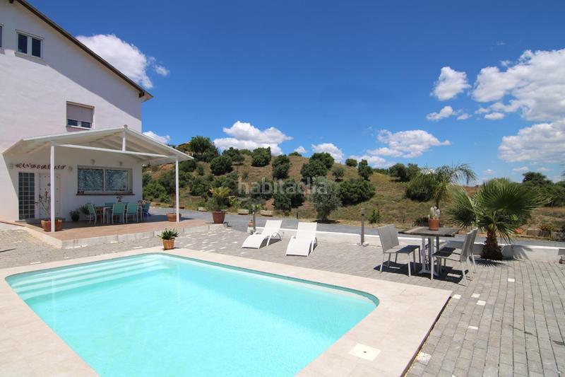 Foto 64adc125-751a-4bcf-8e79-9bf106535e1c. Xalet amb calefacció aparcament piscina a Centro Alhaurín el Grande