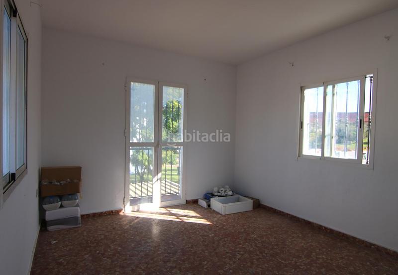 Foto 2d4095e8-e44d-478d-b1dc-03a88493bfe0. Local commercial dans Coín