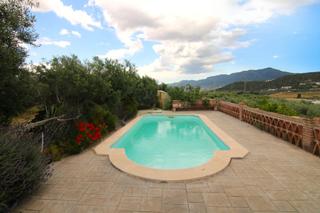 Masia a Polígono 9 paraje 40 barrancas 188. Casa rural con piscina y vistas panoramicas
