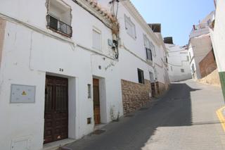 Casa adossada  Calle molinos de arriba. Gran oportunidad en el corazn del pueblo
