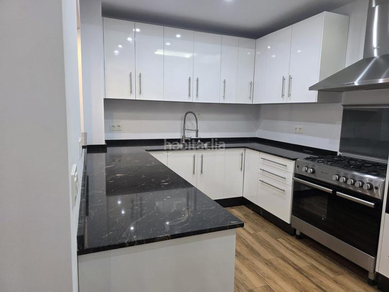 Foto 797e3d7b-6bc9-434a-b075-863b21f4b982. Maison dans Coín