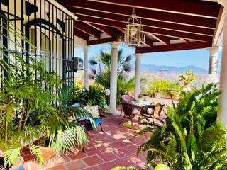 Xalet a Coín. Encantadora casa en venta en coín  una joya única con espectacul