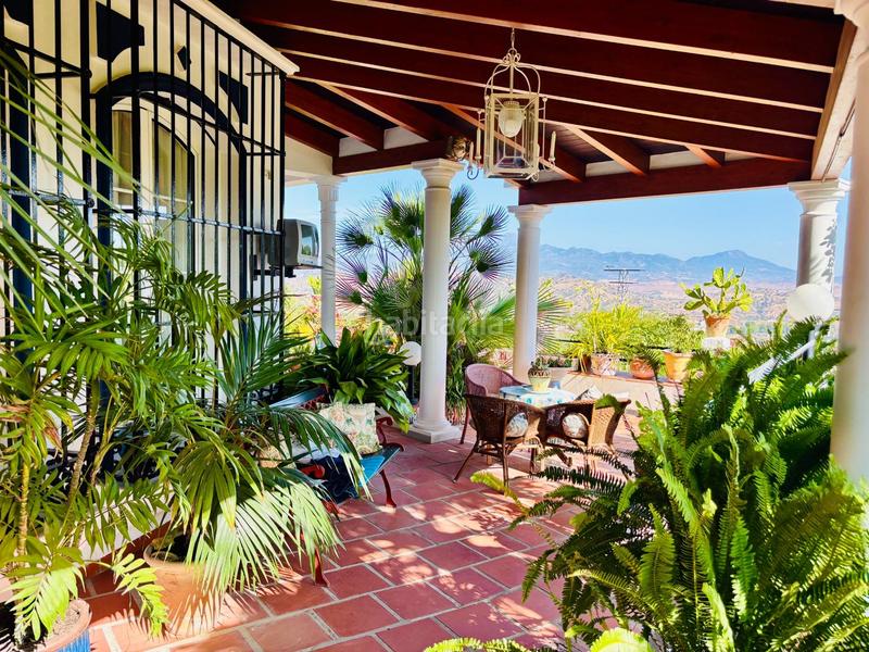 Foto 6b0b6967-7b42-4e87-a9fe-565ce5538ebb. Chalet mit parking in Coín