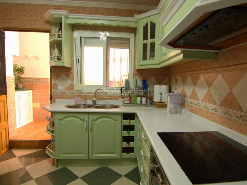 Foto ff56cbff-6481-4eed-a568-6676f12cd424. Semi detached house in Centro Alhaurín el Grande