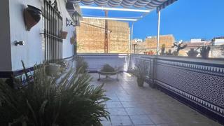 Miete Haus in Coín. Amplia casa en alquiler en el centro del pueblo  ideal para grup