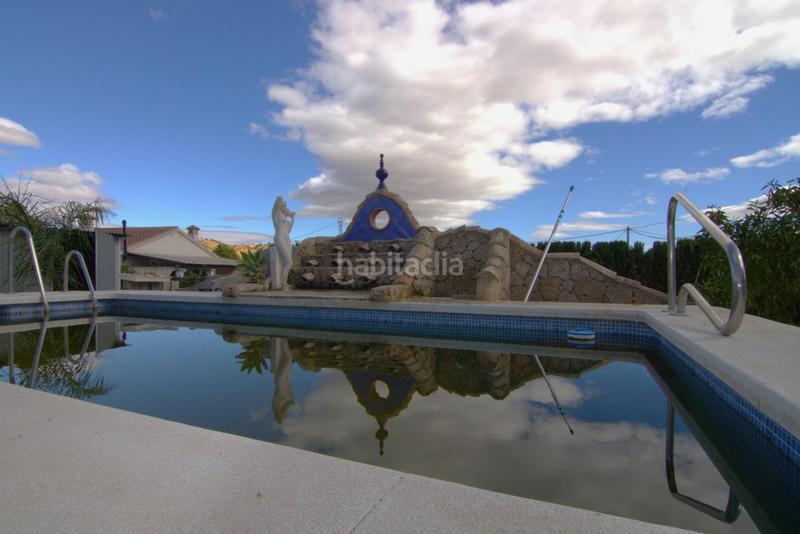 Foto 2ce5ef13-6a7a-4e03-b10a-bc5f550d4218. Maison avec parking dans Coín