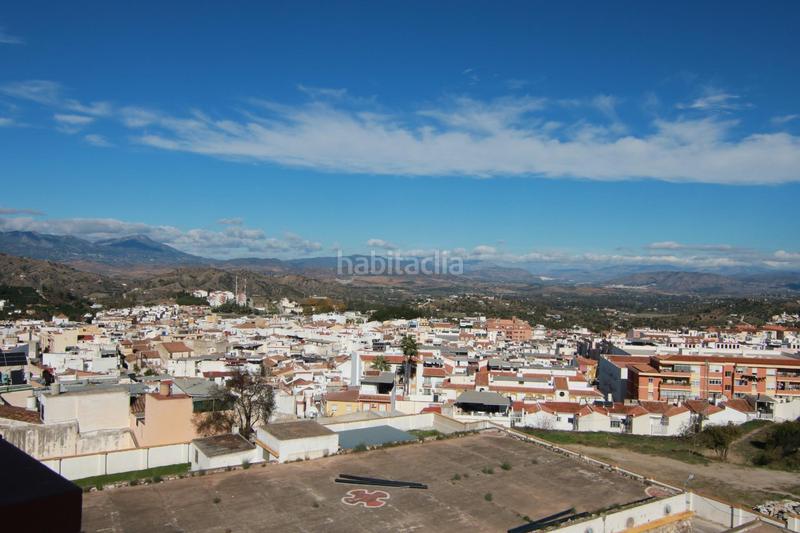 Foto 0bee6591-3440-4ad1-851d-b6664518702f. Dúplex amb aparcament a Coín