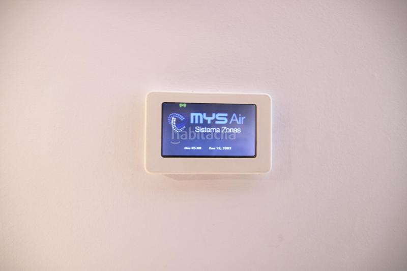 Foto 83d42a70-1c36-4a3d-b99e-e55a41e2a6a7. Dúplex amb aparcament a Coín