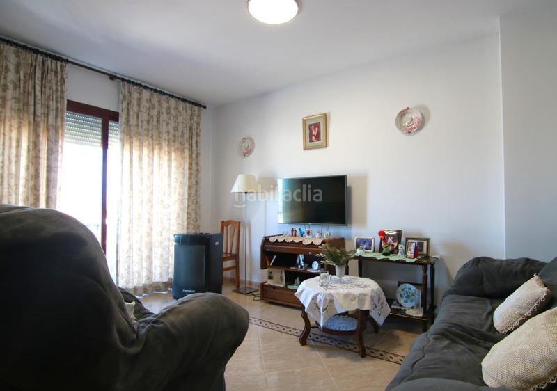 Foto d7658cbd-f4d9-45e5-85e1-f41732043f51. Dúplex amb aparcament a Coín