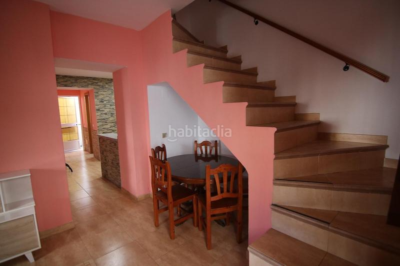 Foto 8a7d3020-e167-4273-86b4-14176fd909a9. Maison jumelée dans Coín