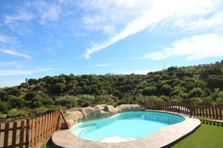 Casa a Coín. Villa independiente, buena zona, vistas despejadas.