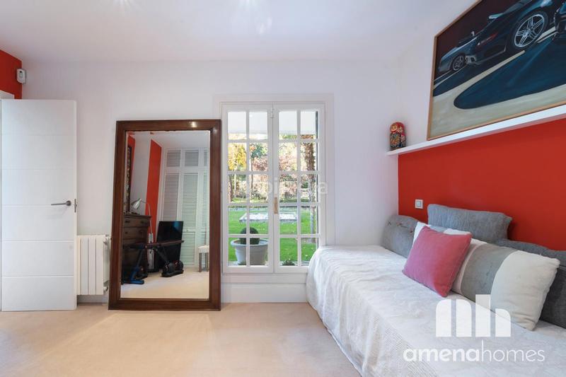 Foto cfa6c084-e400-414a-9901-f40e48640df9. Chalet avec chauffage parking piscine dans Ciudalcampo