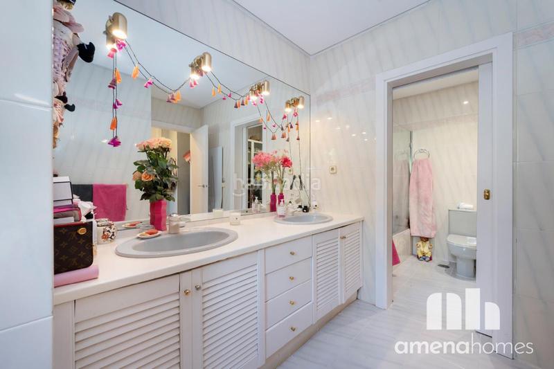 Foto 639f2699-058b-47b9-87eb-00062348ac39. Chalet con riscaldamento parcheggio piscina in Fuente del Fresno