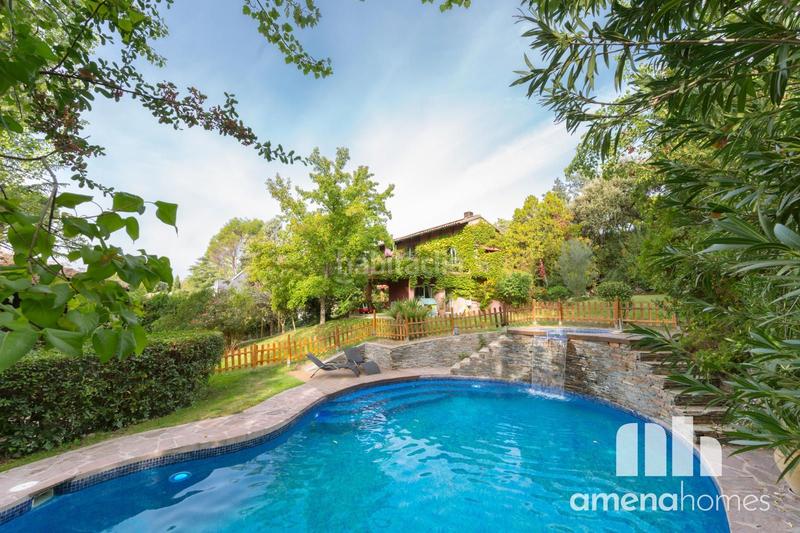 Foto 697a03f8-1578-4ee2-809c-660cffaa2792. Chalet con riscaldamento parcheggio piscina in Fuente del Fresno