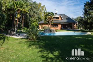 Affitto Chalet  Condor. Bonito chalet en alquiler con salida directa al campo de golf