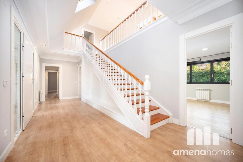 Foto 247834f9-e1ef-4e24-96b2-310689b04e56. Lloguer xalet amb calefacció aparcament piscina a Ciudalcampo