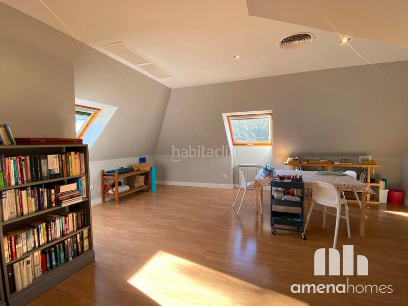 Foto c220fda6-2ff4-45c0-9564-afb1b652b752. Lloguer xalet amb calefacció aparcament piscina a Ciudalcampo