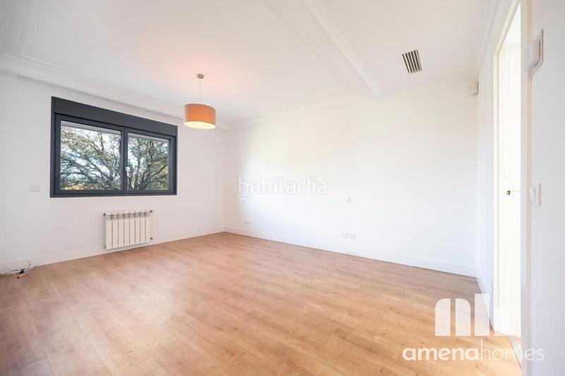 Foto efb5da5f-df10-4b3d-97df-e0179fa9ec7a. Lloguer xalet amb calefacció aparcament piscina a Ciudalcampo