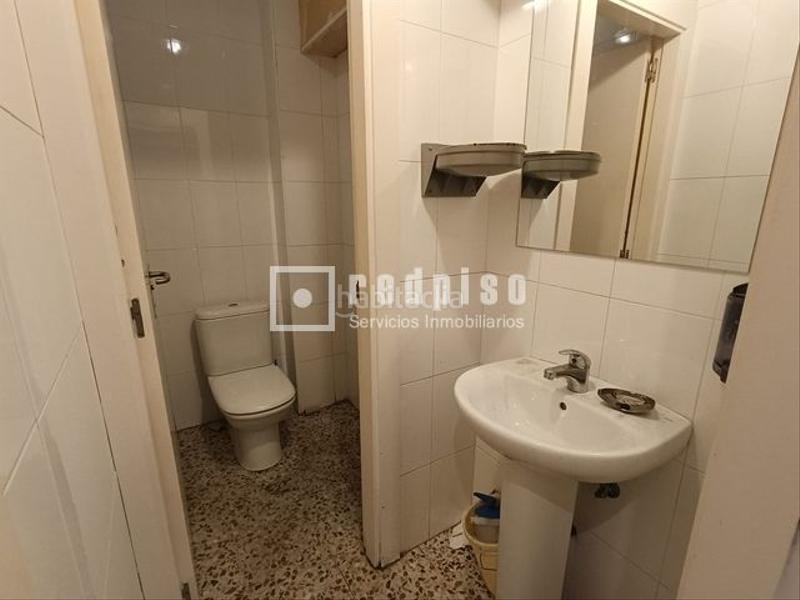 Foto d6f74043-78c8-4f45-8db9-7ce1cc54075a. Local comercial en Alamín Guadalajara