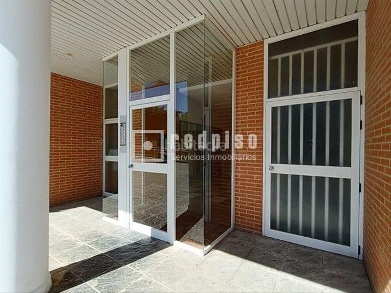 Foto a7530315-25aa-432a-9dee-ad686a19f7e5. Locale commerciale in Alamín Guadalajara