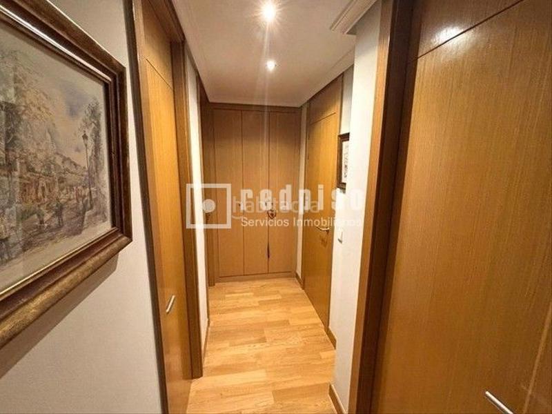 Foto 5d4259a2-1797-484b-84b2-cd6d71b3e8d5. Appartamento con riscaldamento parcheggio piscina in Yebes