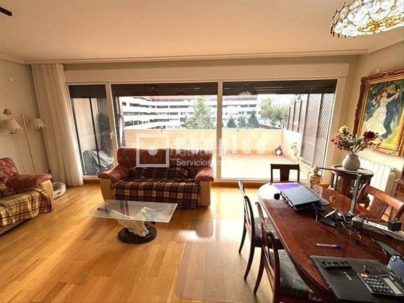 Foto 8103df2d-6801-4a52-a803-f693a6c0ee75. Appartamento con riscaldamento parcheggio piscina in Yebes