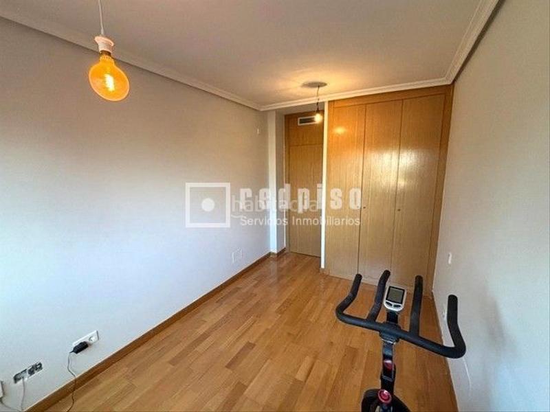 Foto 463bbe3a-3968-488b-9c80-6a45604a4ad2. Appartement avec chauffage parking piscine dans Yebes - valdeluz Yebes