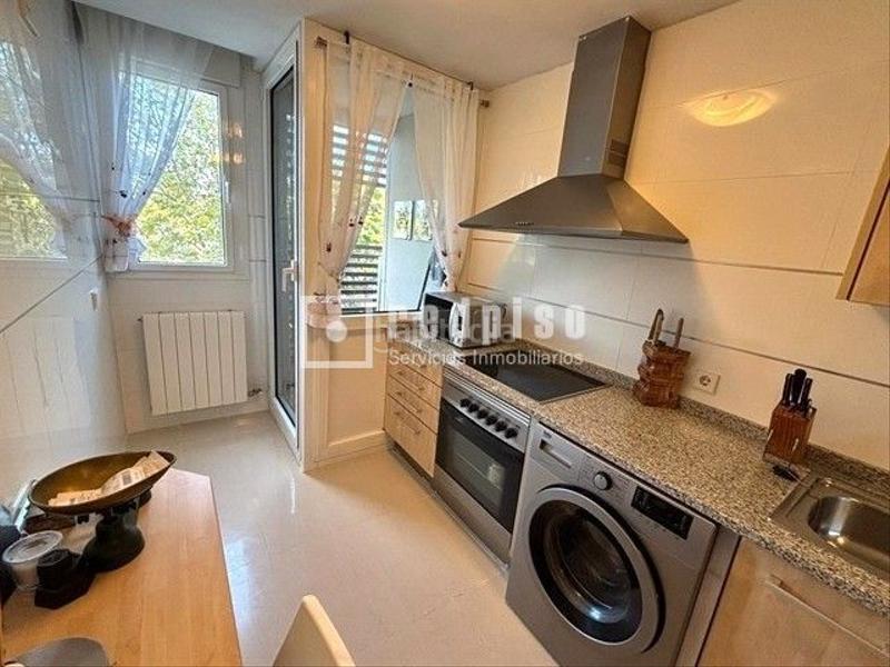 Foto dc004d2a-bf41-4470-82c7-bda42651e7ff. Appartement avec chauffage parking piscine dans Yebes - valdeluz Yebes