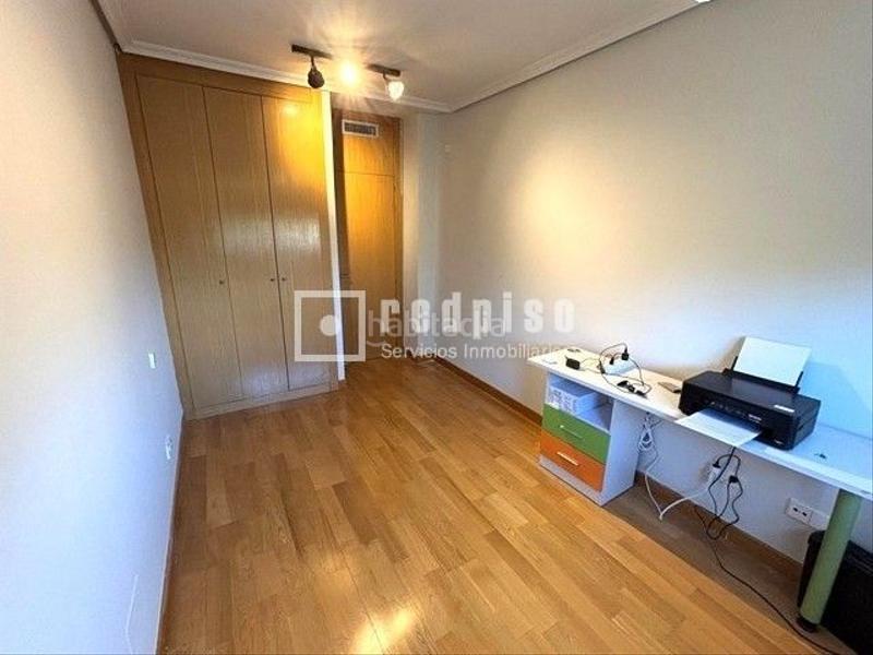 Foto 19754fb2-ca6f-4c3d-b178-3f091d480e6a. Flat with heating parking pool in Yebes - valdeluz Yebes